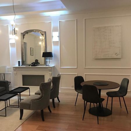 Lazare Maison De Maitre , Appartements De Standing Avec Parking Privatif A Seulement 7 Minutes A Pied Du Centre Historique De Béziers Exterior foto