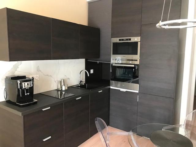 Lazare Maison De Maitre , Appartements De Standing Avec Parking Privatif A Seulement 7 Minutes A Pied Du Centre Historique De Béziers Exterior foto