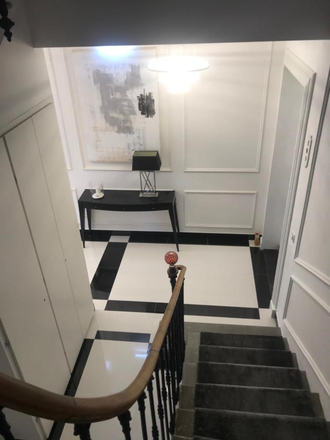 Lazare Maison De Maitre , Appartements De Standing Avec Parking Privatif A Seulement 7 Minutes A Pied Du Centre Historique De Béziers Exterior foto